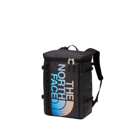 [^ԁF0289NM8225003]THE NORTH FACȆ\IȃOZ[fƂāAlCւfCpbN(bN)łBCfނ́Aɔz1000fj[̃TCN|GXeɁATPEt@ubN~l[g{x̐n̗pBG≘ɋTPEt@ubN~l[gfނ́AdוłC˂Ȃ[ł鍂ϖՐłB^ꂵɂ{bNX`ŁAו̏oꂪeՂɂł傫ȊJBɂ́AO\ȃCi[I[KiCU[A15C`܂ł̃m[g^PC[łpbhtX[u𑕔Ă܂BtǵAނ̃WCgɊpłfCW[`F[𑕔Ă܂B[J[iԁFNM82250 PD