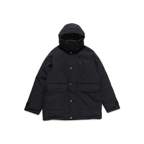 [^ԁF0289ND9253401]1970NɓoꂵSerow Jacket̃fUCx[XɂAh_EWPbgB\nɂGORE-TEX PRODUCTS2wfނ̗pBn͔Ȃ₩ȃiCgpĂ܂B킽ɂ͈ꕔTCN_E̗pA_EL̃obtƌẙł܂BETChɑ^̃tbvt|PbgzuĎ[͂߂Ă܂Bt[h͎O\BD̑ϋvサAfUC̃ANZgɂȂA[^bNdlĂ܂BH~̃AEghAtB[h^E[X܂ŁA܂܂ȃV[Ŋ􂷂AE^[łB[J[iԁFND92534 K