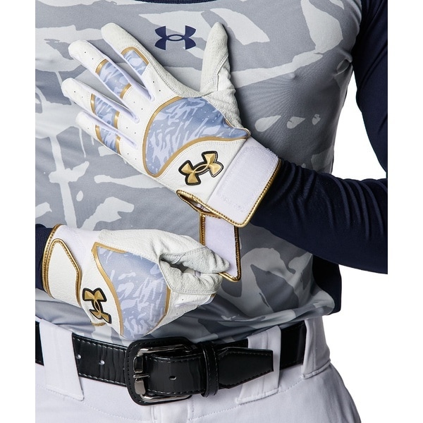 [�}���C]�x�[�X�{�[�� UA UNDENIABLE BATTING GLOVES/�A���_�[�A�[�}�[�iUNDER ARMOUR �j White / Metallic Gol