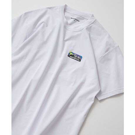 [^:205242009]EQUICK DRYizjESTRETCHiXgb`j@yʂŃhCȎ4WAYXgb`{fB̗pfzĊATTȎL[v钅SnǂTVcBcɂɂLтXgb`̍n͂铮ɑΉ܂BtgɒԃSvgTVcłByRAGGED MOUNTAINzAJ̃j[nvV[Bɂ1970NɃX^[gAEghAuhBANC}[̂߂ɃAJɂăApEMA̔Ă܂B{ł90N㔼00NɂāÃC|[gVbvZNgVbvɂĐlC𔎂Ă܂ǍcOȂuh͏ł܂B2024N{IWiŐVȃuhƂăX^[g܂BfUCETCYXybN{ɍĐ݌vAuhS{IWiɃAWBAEghAuhȂɂg₷fUCƉKȐ𑗂菕ƂȂ鍂@\LiQłB