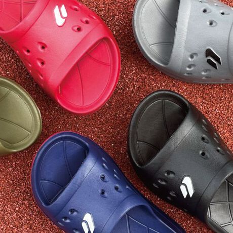 [^:RSK-3001]-胉NȗSn-C^A̘V܃X|[cuhhLi[hN|ĂX|[cV[Yւ̃mEnEƂɌJꂽAt^[X|[c̃Jo[T_́A̗Dꂽ@\ƋɃRXgptH[}X܂B]̃uhɂ͂ȂƏ҂ɖĂ鉿i𕐊Ƀ[bpƓ{œWJJn܂B