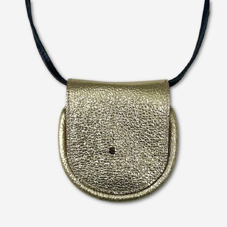 [^:25SS03C-18GD]yU[RCP[Xzgr.珉̊voꂵ܂Bgr.炵uہv`[tɃfUCꂽ[hȃRCP[XBvR͒𒲐߂ł̂ŁA΂߂lbNz_[\BlbNX|[`ƂĂDȂ̂ĂB܂AROăRCP[XP̂łgpłQWAYdlłB̓_[cĂ̂ŁAgo₷̂BjpȂ̂ŁAMtgƂĂ΂ACełBmfށn{́FV[vS[h픓HvRFvmTCYn{́Fc105mm 98mm s15mmRFŒ128cm(V_[jŒZ56cmilbNz_[jmngr.IWiz܂ɂꂢ܂B̂܂܃MtgƂĂp܂Bz܂̃fUC͂CɂȂ܂ƂB[]VRv̂߁AC⊾JȂǂɂ鐅GɂF邨ꂪ܂̂ŁAɒWF̂mȂǂƑgݍ킹ۂ͏\ɂӂB