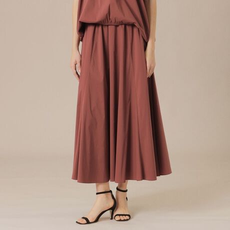 [^ԁFG5S17516__]yEHbVuzypV[Y:tEāEHzfސVRfނ̕ƁAiCɂ邵Ȃ₩ȔG肪̃Xgb`u[hłBfUC|CgՂƂMU[ݏoVGbgŁAƂ̉؂₩͂̃XJ[głBfނ̃uEX(G5M31516)Ƃ̃ZbgAbvR[fBl[g\łBobNEGXg̓SŐ₷֗ȃACełBntłBfނ̃vI[o[(iԁFG5M21516)pӂĂ܂B