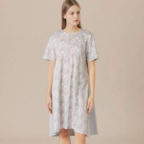 [^ԁFG5P18559__]yڐG⊴zyEHbVuzypV[Y:tEāzBIBURY FLOWER/oCu[t[CMXAoCu[̉ԁX炫ւCObVK[fC[WAK̂VgbNő_ȕkɕ`ʂuhIWĩt[vgłBMACKINTOSH LONDONł͏iől̏炵`[tuBIBURY FLOWER/oCu[t[vƏ̂V[Yɍ킹_ȃAWő؂ɎgpĂ܂BBIBURY FLOWEREEEN₩ȐF̉Ԃ炩}[S[h`[tłB_ȍ\}kȕ`ʂ1g[̔zFɂ\iŉ؂₩ȃp^[łBfސn\ʂ̂ꂢȓVłBňyAɉȂ̐łB@\ڐG⊴i⊴͎̂ł͂܂̂ŗ\߂BjfUC|CguhIWĩoCu[t[ŕ\ACVGbg̃`jbNs[XłBg͖nŃtA[AKxȂƂ̂郊bNXVGbgłB܂뉺̃wC͈ꖇŒĂpcƍ킹ĂdȂȂfUCłBfނTVc(G5P19559)pӂĂ܂B̏i̓TvŎBesĂ܂Bۂ̏iƃC[WAdlقȂꍇ܂̂ŗ\߂B