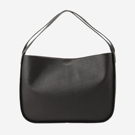 [^ԁFG1161600__]fށMACKINTOSH LONDON̂߂ɊJIWifނgpBɂ̂́Av̎xuICOṽoXBȃICɂ܂gAoNωłۂ܂B\ʂɂ͓݂₷TtBAmG{X̗pA㎿ƈ₷𗼗BɁA_炩dグ\tgU[ɂAʂ킸ĂłWF_XdlBȂ₩ȃh[vƖLȓAIEIt킸ʂȃV[ł̎gp\ɂ܂BfUC}`ʂĔΑ̃}`ւƌq\ŁAobOŜ̉׏dx݌vɁBɂO̐gɂ͗]vȕ⋭svƂȂAv{̎Rȃh[voNω_CNgɊy߂dlɂȂĂ܂Bg̃CtX^Cɓ݂Ȃ[܂鈤AviȂł̖͂͂łB^TOTE BAG NO.1͍L̂鉡h[vAc^TATE BAG NO.2̓V[vȏch[vۗAꂼقȂ\Ă܂B