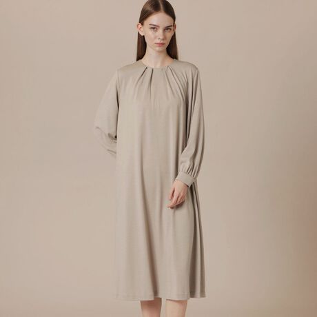 [^ԁFG5J10652__]yEHbVuzypV[Y:HE~zfސ\ʂɍהԎE[AʂɃ|GXegpv[eBOVłBRpNgŏiȌ򊴂ƁAʂ̓|GXeŃTbƂG肪̑fނłBfUC|Cg܌Ƀ^bNꂽV[vȃVGbg̃s[XłBEHbVuE[gp₷A킩VbNȃV[܂ŁA܂ANZT[킹ĉ؂₩ȃX^COy݂܂BnȂAA_[XJ[gtłB