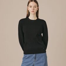 【婦人画報4月号掲載】リブブロッキングニットプルオーバー