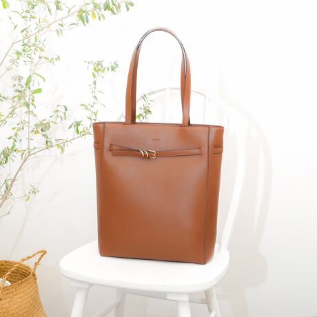 [^:UNG-54060B]|Cg̃xgfUCȂꂽlog[gobOɂĂeɎ܂₷̂|CgA4TCY500ml̃ybg{gTCYŁAyʂ̑fނgĂ邽ߕig₷Aʋ΁EʊwȂǂɂ߂̃ACełBJWAɂꂢ߂ɂg₷ALV[Ŋ􂵂܂Bi̐F́ABeꏊ̂ȂǂɂFČꍇ܂B܂Aql̂gPCj^[ȂǂɂAFČꍇ܂B炩߂̏ゲB