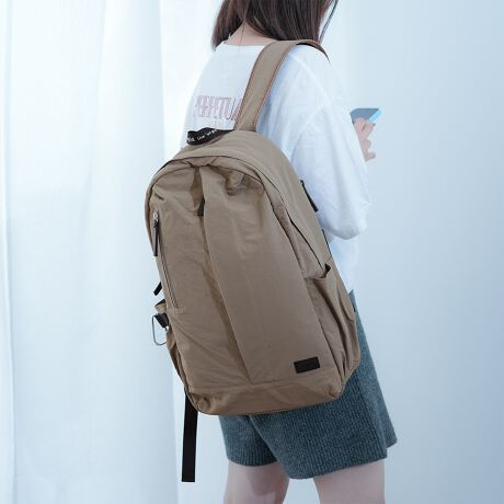 [^:UNG-53250R]炩\tgiCfނŌyʂ艘ɂAt@Xi[Ȃǂ̃|CgŋvgpĂ邽߁Aϋv˔ĂDꂽACełʂɂ͑召̃t@Xi[|PbgAɎô[邱Ƃł܂BTChɂ̓ybg{g܂肽ݎP|PbgAwʂɂ̓bNw܂܂zȂǂołt@Xi[Ă̂ŁAg蔲QB܂AJritĂ̂|CgBɂPCE^ubg[ł|PbgĂ̂ŁAʋ΂ʊwȂǂɂƂĂ֗łBVvȃfUCi`œ݂₷J[WJȂ̂ŗlXȃR[fBl[gɍ킹₷AjZbNXłgp܂Bi̐F́ABeꏊ̂ȂǂɂFČꍇ܂B܂Aql̂gPCj^[ȂǂɂAFČꍇ܂B炩߂̏ゲB