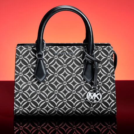 [^:35F4S6HS5J1]}CPER[X́Anƍt@bVAV[Ŋ􂷂sIŃX|[eB[ȃRNVWJ郉CtX^CEuhłBOWA[ȁgJet Set Lifehe[}ɁAmIŐꂽƒSn̗ǂŃN̓o܂Bi͂̍ۂ̔[íAؖ鏑ނƂĂ؂Ƌɑ؂ɕۊǂĉiCȂǂ̍ۂɕKvƂȂ܂j@i摜̐FEdlɂāEg̃j^[X}[gtH̋@EݒȀƖȂǂɂAۂ̏iƐF̍ꍇ܂BEi摜̓TvBeĂ܂Bۂ̏iƁAp[cȂǂ̈ꕔdlɍꍇ܂BEiɂāFْfӏɂAi_ƂɃp^[()قȂ̂܂BEvgpiɂāFْfӏɂAIɎɎ኱̍ꍇ܂B