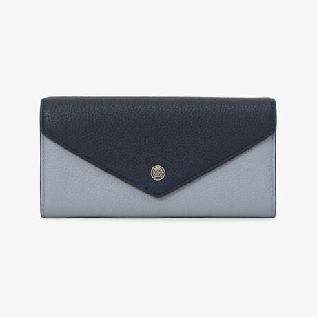 [^:35F4STVE7T2615]}CPER[X́Anƍt@bVAV[Ŋ􂷂sIŃX|[eB[ȃRNVWJ郉CtX^CEuhłBOWA[ȁgJet Set Lifehe[}ɁAmIŐꂽƒSn̗ǂŃN̓o܂Bi͂̍ۂ̔[íAؖ鏑ނƂĂ؂Ƌɑ؂ɕۊǂĉiCȂǂ̍ۂɕKvƂȂ܂j@i摜̐FEdlɂāEg̃j^[X}[gtH̋@EݒȀƖȂǂɂAۂ̏iƐF̍ꍇ܂BEi摜̓TvBeĂ܂Bۂ̏iƁAp[cȂǂ̈ꕔdlɍꍇ܂BEiɂāFْfӏɂAi_ƂɃp^[()قȂ̂܂BEvgpiɂāFْfӏɂAIɎɎ኱̍ꍇ܂B