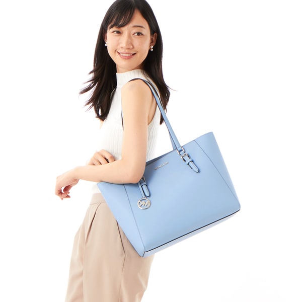 【国内即発】マイケルコース CHARLOTTE LG TZ TOTE BLACK セール】MICHAEL KORS CHARLOTTE TOP ZIP TOTE MEDIUM マイケル