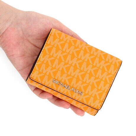 [^:35S3GTVE2V3357]}CPER[X́Anƍt@bVAV[Ŋ􂷂sIŃX|[eB[ȃRNVWJ郉CtX^CEuhłBOWA[ȁgJet Set Lifehe[}ɁAmIŐꂽƒSn̗ǂŃN̓o܂Bi͂̍ۂ̔[íAؖ鏑ނƂĂ؂Ƌɑ؂ɕۊǂĉiCȂǂ̍ۂɕKvƂȂ܂j@i摜̐FEdlɂāEg̃j^[X}[gtH̋@EݒȀƖȂǂɂAۂ̏iƐF̍ꍇ܂BEi摜̓TvBeĂ܂Bۂ̏iƁAp[cȂǂ̈ꕔdlɍꍇ܂BEiɂāFْfӏɂAi_ƂɃp^[()قȂ̂܂BEvgpiɂāFْfӏɂAIɎɎ኱̍ꍇ܂B