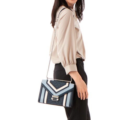 [^:35R4SWHL6Y394]}CPER[X́Anƍt@bVAV[Ŋ􂷂sIŃX|[eB[ȃRNVWJ郉CtX^CEuhłBOWA[ȁgJet Set Lifehe[}ɁAmIŐꂽƒSn̗ǂŃN̓o܂Bi͂̍ۂ̔[íAؖ鏑ނƂĂ؂Ƌɑ؂ɕۊǂĉiCȂǂ̍ۂɕKvƂȂ܂j@i摜̐FEdlɂāEg̃j^[X}[gtH̋@EݒȀƖȂǂɂAۂ̏iƐF̍ꍇ܂BEi摜̓TvBeĂ܂Bۂ̏iƁAp[cȂǂ̈ꕔdlɍꍇ܂BEiɂāFْfӏɂAi_ƂɃp^[()قȂ̂܂BEvgpiɂāFْfӏɂAIɎɎ኱̍ꍇ܂B