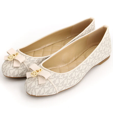 [^:49S4HNFP1B150]}CPER[X́Anƍt@bVAV[Ŋ􂷂sIŃX|[eB[ȃRNVWJ郉CtX^CEuhłBOWA[ȁgJet Set Lifehe[}ɁAmIŐꂽƒSn̗ǂŃN̓o܂B̃V[ÝAAWAtBbĝ߉L߂̃fłBʏ킨߂̃TCYAn[t(0.5)TCY_Eł̂w߂܂BFʏTCY6.5̏ꍇATCY6COAAEgbgʉiî߁Aꕔ̌Cɂ́uV[A݁ApԂꓙvꍇ܂܂悤肢\グ܂Bi͂̍ۂ̔[íAؖ鏑ނƂĂ؂Ƌɑ؂ɕۊǂĉiCȂǂ̍ۂɕKvƂȂ܂j@i摜̐FEdlɂāEg̃j^[X}[gtH̋@EݒȀƖȂǂɂAۂ̏iƐF̍ꍇ܂BEi摜̓TvBeĂ܂Bۂ̏iƁAp[cȂǂ̈ꕔdlɍꍇ܂BEiɂāFْfӏɂAi_ƂɃp^[()قȂ̂܂BEvgpiɂāFْfӏɂAIɎɎ኱̍ꍇ܂B