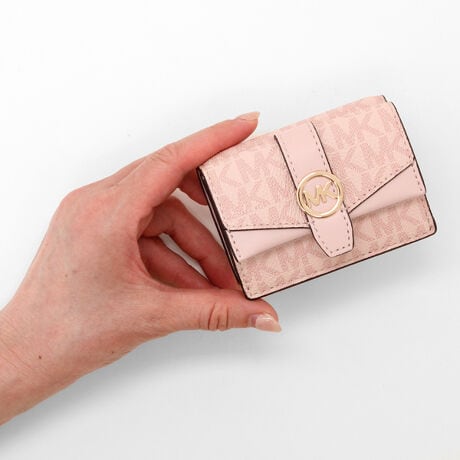 [^:35F5GGRD0V7278]}CPER[X́Anƍt@bVAV[Ŋ􂷂sIŃX|[eB[ȃRNVWJ郉CtX^CEuhłBOWA[ȁgJet Set Lifehe[}ɁAmIŐꂽƒSn̗ǂŃN̓o܂Bi͂̍ۂ̔[íAؖ鏑ނƂĂ؂Ƌɑ؂ɕۊǂĉiCȂǂ̍ۂɕKvƂȂ܂j@i摜̐FEdlɂāEg̃j^[X}[gtH̋@EݒȀƖȂǂɂAۂ̏iƐF̍ꍇ܂BEi摜̓TvBeĂ܂Bۂ̏iƁAp[cȂǂ̈ꕔdlɍꍇ܂BEiɂāFْfӏɂAi_ƂɃp^[()قȂ̂܂BEvgpiɂāFْfӏɂAIɎɎ኱̍ꍇ܂B