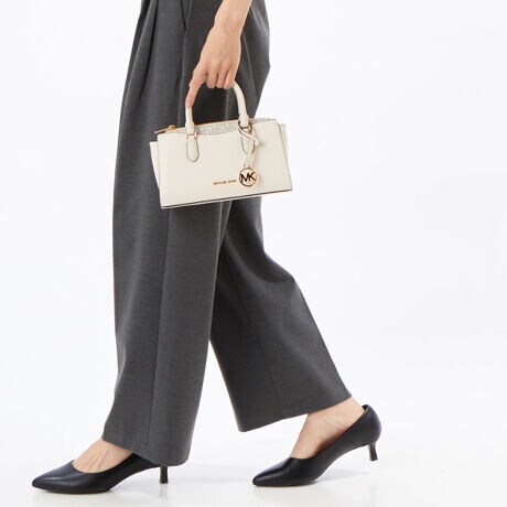 [^:35F5G4XM1L2171]}CPER[X́Anƍt@bVAV[Ŋ􂷂sIŃX|[eB[ȃRNVWJ郉CtX^CEuhłBOWA[ȁgJet Set Lifehe[}ɁAmIŐꂽƒSn̗ǂŃN̓o܂Bi͂̍ۂ̔[íAؖ鏑ނƂĂ؂Ƌɑ؂ɕۊǂĉiCȂǂ̍ۂɕKvƂȂ܂j@i摜̐FEdlɂāEg̃j^[X}[gtH̋@EݒȀƖȂǂɂAۂ̏iƐF̍ꍇ܂BEi摜̓TvBeĂ܂Bۂ̏iƁAp[cȂǂ̈ꕔdlɍꍇ܂BEiɂāFْfӏɂAi_ƂɃp^[()قȂ̂܂BEvgpiɂāFْfӏɂAIɎɎ኱̍ꍇ܂B