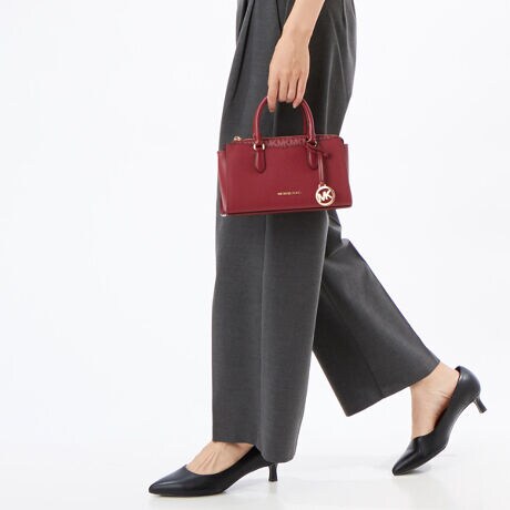 [^:35F5G4XM1L606]}CPER[X́Anƍt@bVAV[Ŋ􂷂sIŃX|[eB[ȃRNVWJ郉CtX^CEuhłBOWA[ȁgJet Set Lifehe[}ɁAmIŐꂽƒSn̗ǂŃN̓o܂Bi͂̍ۂ̔[íAؖ鏑ނƂĂ؂Ƌɑ؂ɕۊǂĉiCȂǂ̍ۂɕKvƂȂ܂j@i摜̐FEdlɂāEg̃j^[X}[gtH̋@EݒȀƖȂǂɂAۂ̏iƐF̍ꍇ܂BEi摜̓TvBeĂ܂Bۂ̏iƁAp[cȂǂ̈ꕔdlɍꍇ܂BEiɂāFْfӏɂAi_ƂɃp^[()قȂ̂܂BEvgpiɂāFْfӏɂAIɎɎ኱̍ꍇ܂B