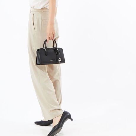 [^:35F5S4XM1L1]}CPER[X́Anƍt@bVAV[Ŋ􂷂sIŃX|[eB[ȃRNVWJ郉CtX^CEuhłBOWA[ȁgJet Set Lifehe[}ɁAmIŐꂽƒSn̗ǂŃN̓o܂Bi͂̍ۂ̔[íAؖ鏑ނƂĂ؂Ƌɑ؂ɕۊǂĉiCȂǂ̍ۂɕKvƂȂ܂j@i摜̐FEdlɂāEg̃j^[X}[gtH̋@EݒȀƖȂǂɂAۂ̏iƐF̍ꍇ܂BEi摜̓TvBeĂ܂Bۂ̏iƁAp[cȂǂ̈ꕔdlɍꍇ܂BEiɂāFْfӏɂAi_ƂɃp^[()قȂ̂܂BEvgpiɂāFْfӏɂAIɎɎ኱̍ꍇ܂B