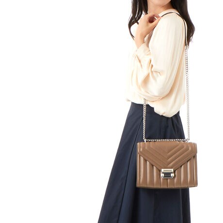 [^:35R4SWHL6U3231]}CPER[X́Anƍt@bVAV[Ŋ􂷂sIŃX|[eB[ȃRNVWJ郉CtX^CEuhłBOWA[ȁgJet Set Lifehe[}ɁAmIŐꂽƒSn̗ǂŃN̓o܂Bi͂̍ۂ̔[íAؖ鏑ނƂĂ؂Ƌɑ؂ɕۊǂĉiCȂǂ̍ۂɕKvƂȂ܂j@i摜̐FEdlɂāEg̃j^[X}[gtH̋@EݒȀƖȂǂɂAۂ̏iƐF̍ꍇ܂BEi摜̓TvBeĂ܂Bۂ̏iƁAp[cȂǂ̈ꕔdlɍꍇ܂BEiɂāFْfӏɂAi_ƂɃp^[()قȂ̂܂BEvgpiɂāFْfӏɂAIɎɎ኱̍ꍇ܂B