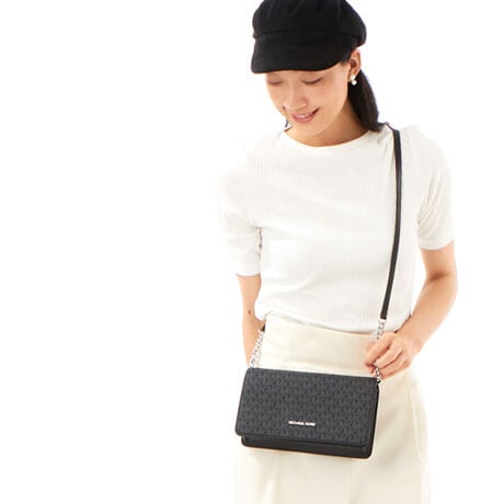 [^:35F5STVC8B1]}CPER[X́Anƍt@bVAV[Ŋ􂷂sIŃX|[eB[ȃRNVWJ郉CtX^CEuhłBOWA[ȁgJet Set Lifehe[}ɁAmIŐꂽƒSn̗ǂŃN̓o܂Bi͂̍ۂ̔[íAؖ鏑ނƂĂ؂Ƌɑ؂ɕۊǂĉiCȂǂ̍ۂɕKvƂȂ܂j@i摜̐FEdlɂāEg̃j^[X}[gtH̋@EݒȀƖȂǂɂAۂ̏iƐF̍ꍇ܂BEi摜̓TvBeĂ܂Bۂ̏iƁAp[cȂǂ̈ꕔdlɍꍇ܂BEiɂāFْfӏɂAi_ƂɃp^[()قȂ̂܂BEvgpiɂāFْfӏɂAIɎɎ኱̍ꍇ܂B