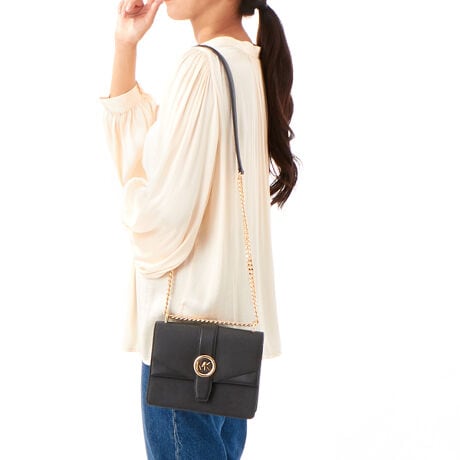 [^:35S5GGRC1L1]}CPER[X́Anƍt@bVAV[Ŋ􂷂sIŃX|[eB[ȃRNVWJ郉CtX^CEuhłBOWA[ȁgJet Set Lifehe[}ɁAmIŐꂽƒSn̗ǂŃN̓o܂Bi͂̍ۂ̔[íAؖ鏑ނƂĂ؂Ƌɑ؂ɕۊǂĉiCȂǂ̍ۂɕKvƂȂ܂j@i摜̐FEdlɂāEg̃j^[X}[gtH̋@EݒȀƖȂǂɂAۂ̏iƐF̍ꍇ܂BEi摜̓TvBeĂ܂Bۂ̏iƁAp[cȂǂ̈ꕔdlɍꍇ܂BEiɂāFْfӏɂAi_ƂɃp^[()قȂ̂܂BEvgpiɂāFْfӏɂAIɎɎ኱̍ꍇ܂B