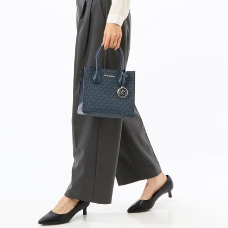 [^:35T1SM9M2B1587]}CPER[X́Anƍt@bVAV[Ŋ􂷂sIŃX|[eB[ȃRNVWJ郉CtX^CEuhłBOWA[ȁgJet Set Lifehe[}ɁAmIŐꂽƒSn̗ǂŃN̓o܂Bi͂̍ۂ̔[íAؖ鏑ނƂĂ؂Ƌɑ؂ɕۊǂĉiCȂǂ̍ۂɕKvƂȂ܂j@i摜̐FEdlɂāEg̃j^[X}[gtH̋@EݒȀƖȂǂɂAۂ̏iƐF̍ꍇ܂BEi摜̓TvBeĂ܂Bۂ̏iƁAp[cȂǂ̈ꕔdlɍꍇ܂BEiɂāFْfӏɂAi_ƂɃp^[()قȂ̂܂BEvgpiɂāFْfӏɂAIɎɎ኱̍ꍇ܂B