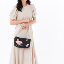マイケル・コース(Michael Kors)のCARMELA MD POUCHETTE XBDY クロスボディ