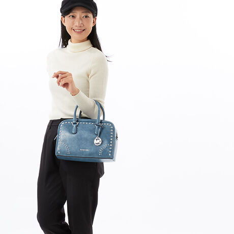 [^:35F5S7OS6Y420]}CPER[X́Anƍt@bVAV[Ŋ􂷂sIŃX|[eB[ȃRNVWJ郉CtX^CEuhłBOWA[ȁgJet Set Lifehe[}ɁAmIŐꂽƒSn̗ǂŃN̓o܂Bi͂̍ۂ̔[íAؖ鏑ނƂĂ؂Ƌɑ؂ɕۊǂĉiCȂǂ̍ۂɕKvƂȂ܂j@i摜̐FEdlɂāEg̃j^[X}[gtH̋@EݒȀƖȂǂɂAۂ̏iƐF̍ꍇ܂BEi摜̓TvBeĂ܂Bۂ̏iƁAp[cȂǂ̈ꕔdlɍꍇ܂BEiɂāFْfӏɂAi_ƂɃp^[()قȂ̂܂BEvgpiɂāFْfӏɂAIɎɎ኱̍ꍇ܂B