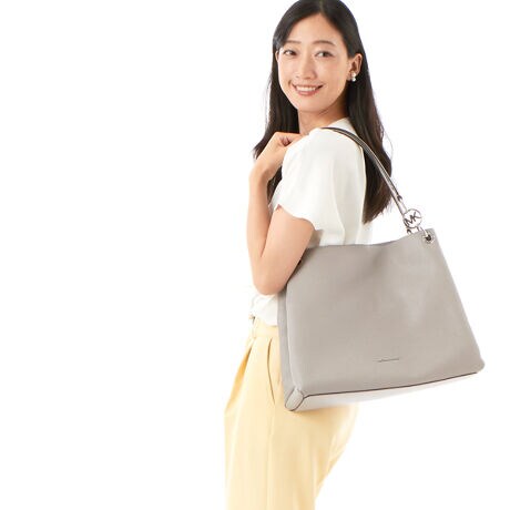 [^:35T5S8WE6L35]}CPER[X́Anƍt@bVAV[Ŋ􂷂sIŃX|[eB[ȃRNVWJ郉CtX^CEuhłBOWA[ȁgJet Set Lifehe[}ɁAmIŐꂽƒSn̗ǂŃN̓o܂Bi͂̍ۂ̔[íAؖ鏑ނƂĂ؂Ƌɑ؂ɕۊǂĉiCȂǂ̍ۂɕKvƂȂ܂j@i摜̐FEdlɂāEg̃j^[X}[gtH̋@EݒȀƖȂǂɂAۂ̏iƐF̍ꍇ܂BEi摜̓TvBeĂ܂Bۂ̏iƁAp[cȂǂ̈ꕔdlɍꍇ܂BEiɂāFْfӏɂAi_ƂɃp^[()قȂ̂܂BEvgpiɂāFْfӏɂAIɎɎ኱̍ꍇ܂B