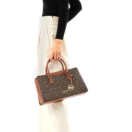 [^:35F5G4XS2I200]}CPER[X́Anƍt@bVAV[Ŋ􂷂sIŃX|[eB[ȃRNVWJ郉CtX^CEuhłBOWA[ȁgJet Set Lifehe[}ɁAmIŐꂽƒSn̗ǂŃN̓o܂Bi͂̍ۂ̔[íAؖ鏑ނƂĂ؂Ƌɑ؂ɕۊǂĉiCȂǂ̍ۂɕKvƂȂ܂j@i摜̐FEdlɂāEg̃j^[X}[gtH̋@EݒȀƖȂǂɂAۂ̏iƐF̍ꍇ܂BEi摜̓TvBeĂ܂Bۂ̏iƁAp[cȂǂ̈ꕔdlɍꍇ܂BEiɂāFْfӏɂAi_ƂɃp^[()قȂ̂܂BEvgpiɂāFْfӏɂAIɎɎ኱̍ꍇ܂B