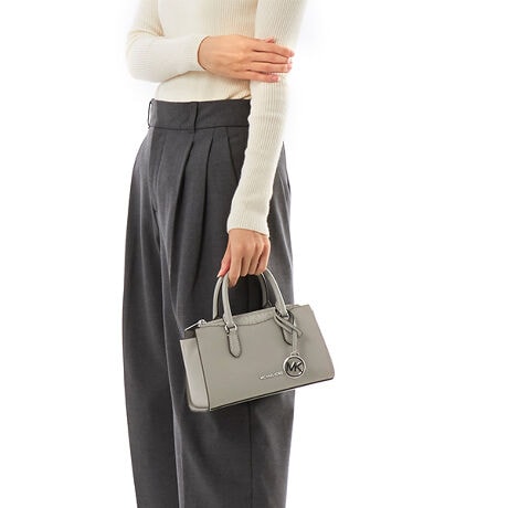 [^:35F5S4XM1L35]}CPER[X́Anƍt@bVAV[Ŋ􂷂sIŃX|[eB[ȃRNVWJ郉CtX^CEuhłBOWA[ȁgJet Set Lifehe[}ɁAmIŐꂽƒSn̗ǂŃN̓o܂Bi͂̍ۂ̔[íAؖ鏑ނƂĂ؂Ƌɑ؂ɕۊǂĉiCȂǂ̍ۂɕKvƂȂ܂j@i摜̐FEdlɂāEg̃j^[X}[gtH̋@EݒȀƖȂǂɂAۂ̏iƐF̍ꍇ܂BEi摜̓TvBeĂ܂Bۂ̏iƁAp[cȂǂ̈ꕔdlɍꍇ܂BEiɂāFْfӏɂAi_ƂɃp^[()قȂ̂܂BEvgpiɂāFْfӏɂAIɎɎ኱̍ꍇ܂B