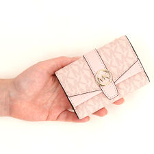 マイケル・コース(Michael Kors)のGREENWICH SM FLAP KEY CASE ウォレット