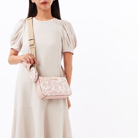 [^:35S5GTVC1Y7278]}CPER[X́Anƍt@bVAV[Ŋ􂷂sIŃX|[eB[ȃRNVWJ郉CtX^CEuhłBOWA[ȁgJet Set Lifehe[}ɁAmIŐꂽƒSn̗ǂŃN̓o܂Bi͂̍ۂ̔[íAؖ鏑ނƂĂ؂Ƌɑ؂ɕۊǂĉiCȂǂ̍ۂɕKvƂȂ܂j@i摜̐FEdlɂāEg̃j^[X}[gtH̋@EݒȀƖȂǂɂAۂ̏iƐF̍ꍇ܂BEi摜̓TvBeĂ܂Bۂ̏iƁAp[cȂǂ̈ꕔdlɍꍇ܂BEiɂāFْfӏɂAi_ƂɃp^[()قȂ̂܂BEvgpiɂāFْfӏɂAIɎɎ኱̍ꍇ܂B