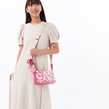 JET SET TRAVEL シークイン フローラルプリント クロスボディ ウィズ 