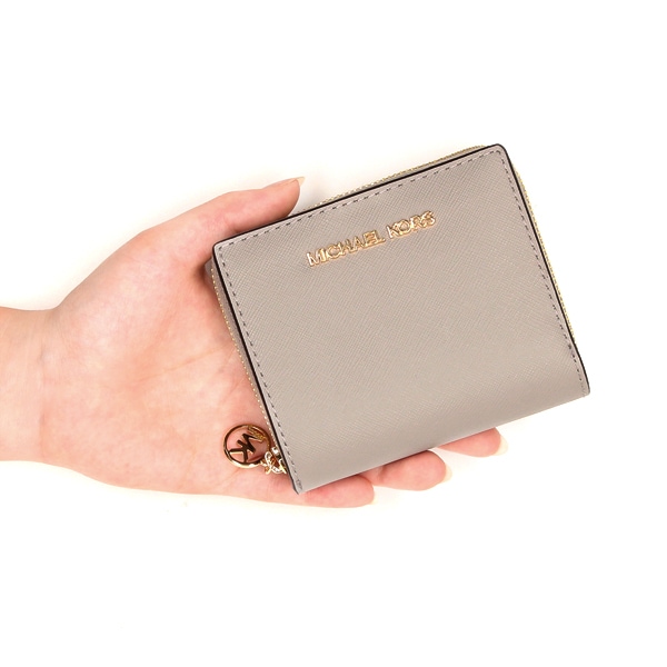 即発可☆ MICHAEL KORS ジップ チャーム ウォレット ミディアム 公式アウトレット】JET SET TRAVEL ジップ チャーム ウォレット