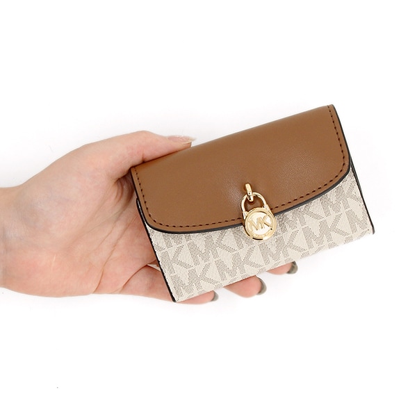 Michael Kors マイケルコース コイン カードケース財布 バニラ Amazon.co.jp: [マイケルコース] 財布(二つ折り財布) 35F8GTVW0B