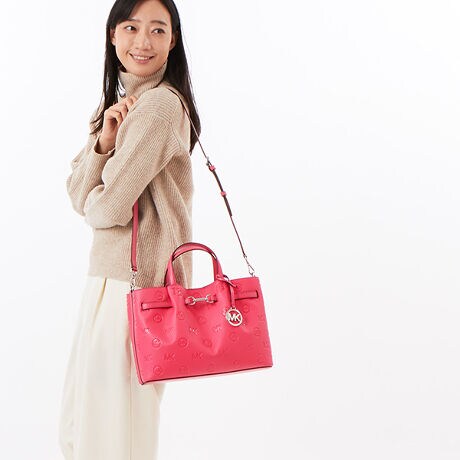 [^:35R6S2ZS3V502]}CPER[X́Anƍt@bVAV[Ŋ􂷂sIŃX|[eB[ȃRNVWJ郉CtX^CEuhłBOWA[ȁgJet Set Lifehe[}ɁAmIŐꂽƒSn̗ǂŃN̓o܂Bi͂̍ۂ̔[íAؖ鏑ނƂĂ؂Ƌɑ؂ɕۊǂĉiCȂǂ̍ۂɕKvƂȂ܂j@i摜̐FEdlɂāEg̃j^[X}[gtH̋@EݒȀƖȂǂɂAۂ̏iƐF̍ꍇ܂BEi摜̓TvBeĂ܂Bۂ̏iƁAp[cȂǂ̈ꕔdlɍꍇ܂BEiɂāFْfӏɂAi_ƂɃp^[()قȂ̂܂BEvgpiɂāFْfӏɂAIɎɎ኱̍ꍇ܂B