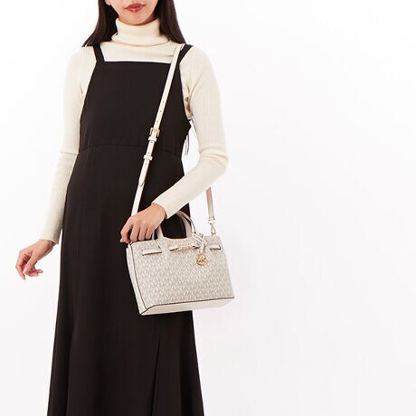 [^:35S5G2ZS5B2605]}CPER[X́Anƍt@bVAV[Ŋ􂷂sIŃX|[eB[ȃRNVWJ郉CtX^CEuhłBOWA[ȁgJet Set Lifehe[}ɁAmIŐꂽƒSn̗ǂŃN̓o܂Bi͂̍ۂ̔[íAؖ鏑ނƂĂ؂Ƌɑ؂ɕۊǂĉiCȂǂ̍ۂɕKvƂȂ܂j@i摜̐FEdlɂāEg̃j^[X}[gtH̋@EݒȀƖȂǂɂAۂ̏iƐF̍ꍇ܂BEi摜̓TvBeĂ܂Bۂ̏iƁAp[cȂǂ̈ꕔdlɍꍇ܂BEiɂāFْfӏɂAi_ƂɃp^[()قȂ̂܂BEvgpiɂāFْfӏɂAIɎɎ኱̍ꍇ܂B