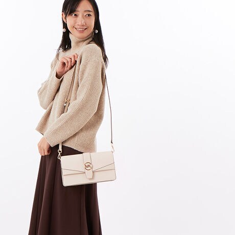 [^:35S5GGRL2L2171]}CPER[X́Anƍt@bVAV[Ŋ􂷂sIŃX|[eB[ȃRNVWJ郉CtX^CEuhłBOWA[ȁgJet Set Lifehe[}ɁAmIŐꂽƒSn̗ǂŃN̓o܂Bi͂̍ۂ̔[íAؖ鏑ނƂĂ؂Ƌɑ؂ɕۊǂĉiCȂǂ̍ۂɕKvƂȂ܂j@i摜̐FEdlɂāEg̃j^[X}[gtH̋@EݒȀƖȂǂɂAۂ̏iƐF̍ꍇ܂BEi摜̓TvBeĂ܂Bۂ̏iƁAp[cȂǂ̈ꕔdlɍꍇ܂BEiɂāFْfӏɂAi_ƂɃp^[()قȂ̂܂BEvgpiɂāFْfӏɂAIɎɎ኱̍ꍇ܂B