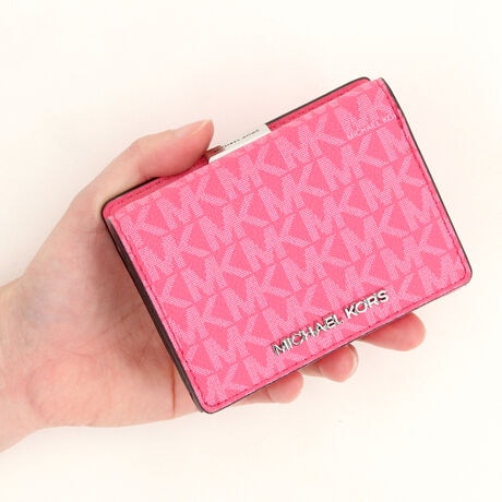 [^:35S4STVE2V502]}CPER[X́Anƍt@bVAV[Ŋ􂷂sIŃX|[eB[ȃRNVWJ郉CtX^CEuhłBOWA[ȁgJet Set Lifehe[}ɁAmIŐꂽƒSn̗ǂŃN̓o܂Bi͂̍ۂ̔[íAؖ鏑ނƂĂ؂Ƌɑ؂ɕۊǂĉiCȂǂ̍ۂɕKvƂȂ܂j@i摜̐FEdlɂāEg̃j^[X}[gtH̋@EݒȀƖȂǂɂAۂ̏iƐF̍ꍇ܂BEi摜̓TvBeĂ܂Bۂ̏iƁAp[cȂǂ̈ꕔdlɍꍇ܂BEiɂāFْfӏɂAi_ƂɃp^[()قȂ̂܂BEvgpiɂāFْfӏɂAIɎɎ኱̍ꍇ܂B