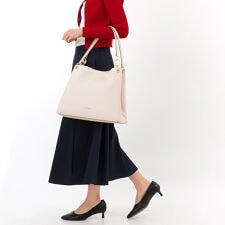 CHRISTINA ぺブル レザー ショルダー ラージ