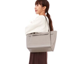 LG BELTED TOTE