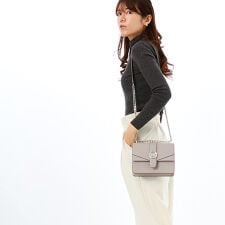 GREENWICH サフィアーノ レザー フラップ クロスボディ スモール