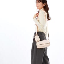 JET SET TRAVEL SM FLP XBDY W/ TECH ATTCH クロスボディ