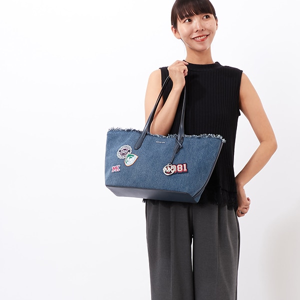 マイケル・コース(Michael Kors) トートバッグ (青色・ネイビー