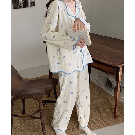 Snǂ炩ȖȍngpAfBe[܂łĎdグG肪ǂďȂ胋[EFA㉺ZbgP[u҂݃jbĝ悤ȃVK[h͗lH邱ƂŁACɃVviグAK[[eCXg̕vXď炵As[Z̒ŏłJDԂ߂̂ɍœK1A1Nd󂷂閜\EWEFAJ[FubN/sN*/sN*ԕ/CG[/uE/IW/Cgu[/u[/_[NO[/p[v/x_[/J[L/O[/eRb^TCYFTCYgbvXF:63cm :53cm :48cm 䂫:74.5cm g:52cm :104-110cm{gXF:96cm ҉:63cm EGXgiSdlj:56-110cm qbv:110-120cm :58-68cmnFȂLkF኱蓧F኱萶YFׂĕuTCYłi̐@ႢǍ덷܂̂ŁAjBCOAî߁Ai̍וdl͑قȂꍇ܂B\߂̏A肢v܂B