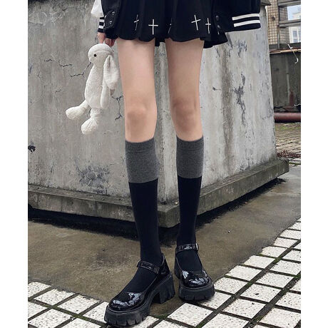 [^:86FEINA-001]wZ͂Aihp܂ŁAV[I΂ɂłgx[VbNȃnC\bNXƃO[▭ɑgݍoCJ[fUC͌Iȑo_炩ƂĂLk̂ŋȂA藎SzȂpł4^CvȂ̂ŗlXȃeCXg̃X^COy߂^CvF/蒷FV[g/OTCYF22cm-24cm̍FFV[g33cm/O51cmFV[g35cm/O56cmnFȂLkF蓧FȂYFɊւĂ̒ӓ_F̏i͌ Ŕ̔Ă邽߁Aϔ͕tĂ܂񂪁AiɏtȂ悤ȈՕŔƂĂ܂BCOAî߁Ai̍וdl͑قȂꍇ܂B\߂̏A肢v܂B