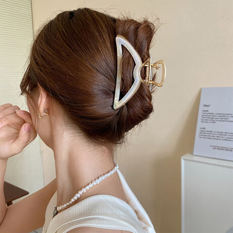 [^:99HXSP-009]I[Ε̎lۂȃwANbvTbƂꂢɔ^܂Ƃ܂A芴̂z[h́BTChO𗬂ė߂An[tAbv̔𑩂˂AfȒPɃwAX^COSՂtɂȒPɂ܂Ƃߔł̂ŁAʋ΂ItBXł􂷂J[FA^Cv/B^Cv/C^CvTCY:A^Cv:11cm :4cm :2.5cmB^Cv:8.5cm :4cm :2cmC^Cv:9.5cm :4.5cm :2cmYFɊւĂ̒ӓ_F̏i͌ Ŕ̔Ă邽߁Aϔ͕tĂ܂񂪁AiɏtȂ悤ȈՕŔƂĂ܂BCOAî߁Ai̍וdl͑قȂꍇ܂B\߂̏A肢v܂B