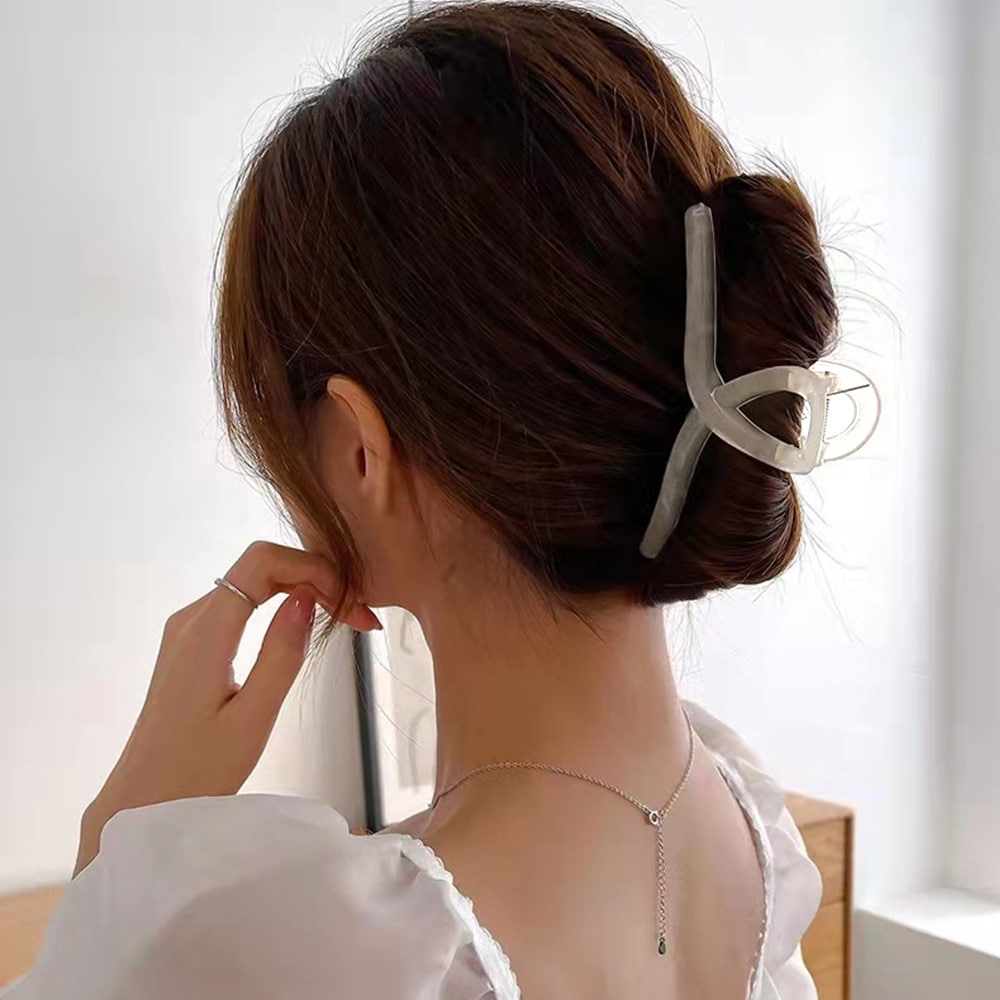 no.158 再販♡グリーン×ホワイトのヘアクリップ✩.*˚ no.158 再販